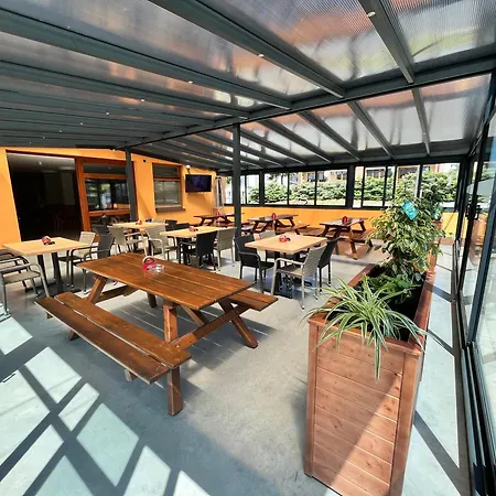 Mizuna בית הארחה